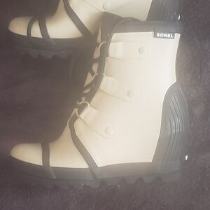 Sorel Men's Cream and Black Rain Boots